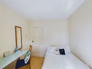 room 2 - click for photo gallery